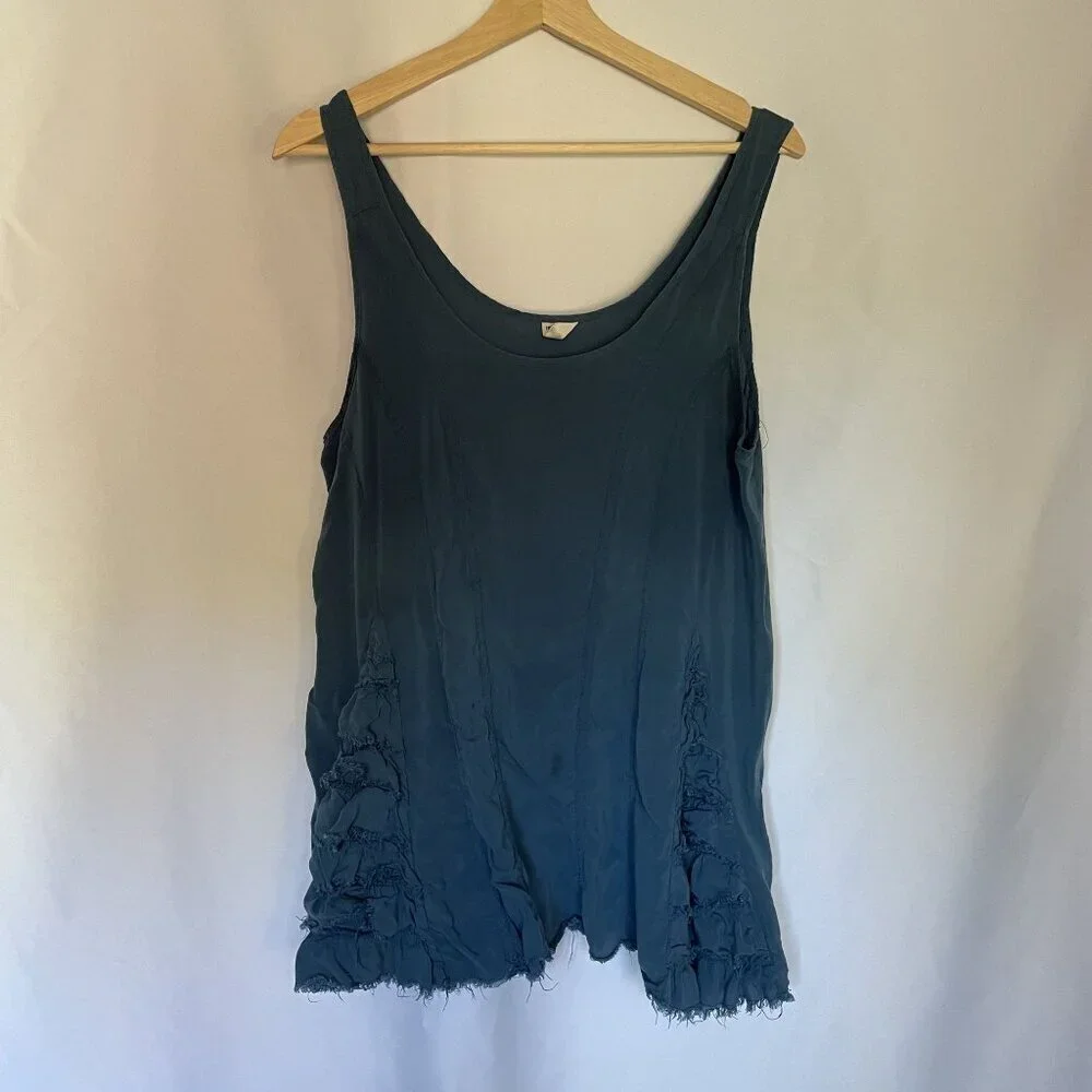 Intimately Free People blue flowy top comfortable women's size medium rayon